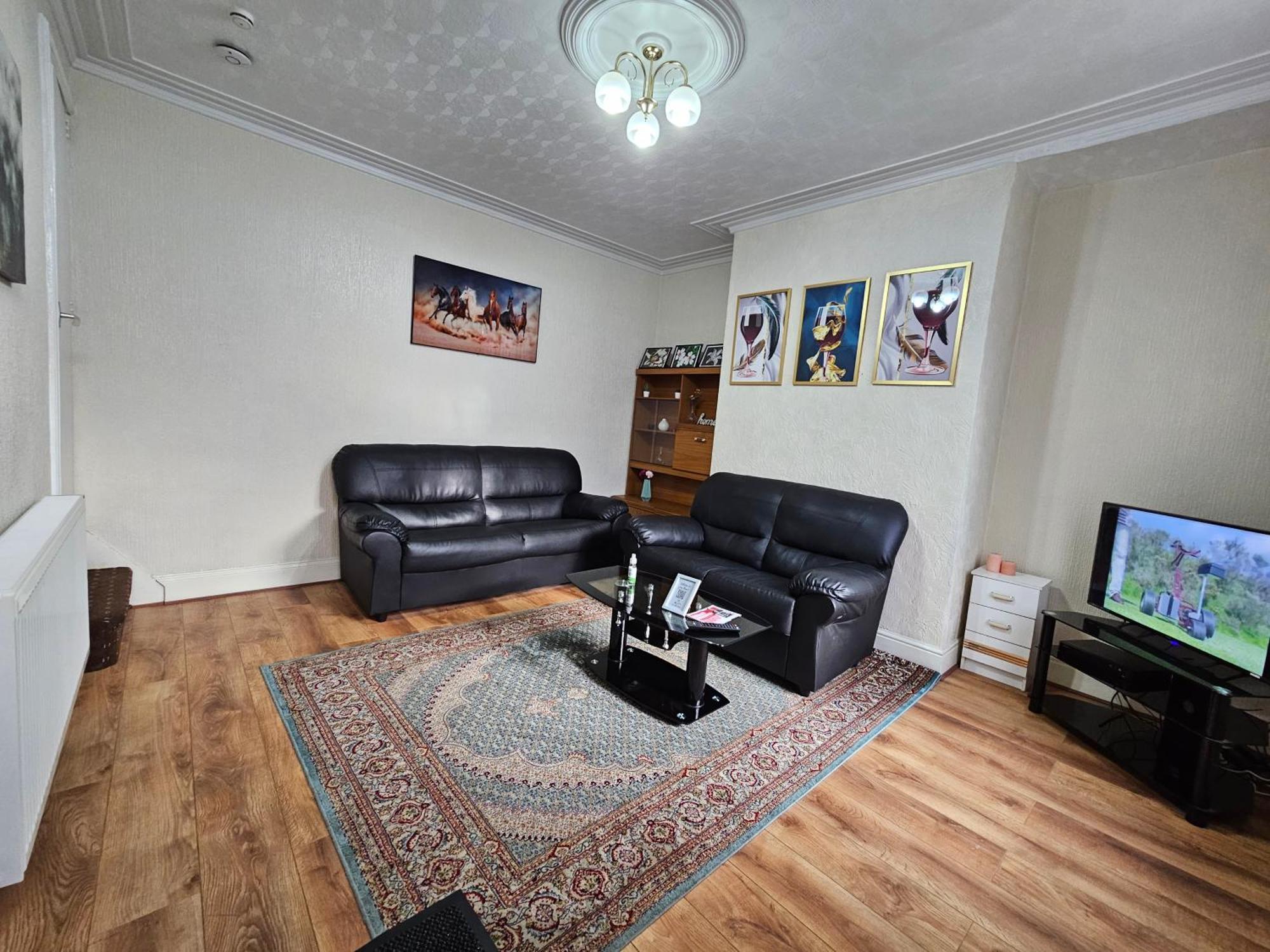 Bright Sunny, Double Bed With Garden, Tv And Wi-Fi Otel Leeds  Dış mekan fotoğraf