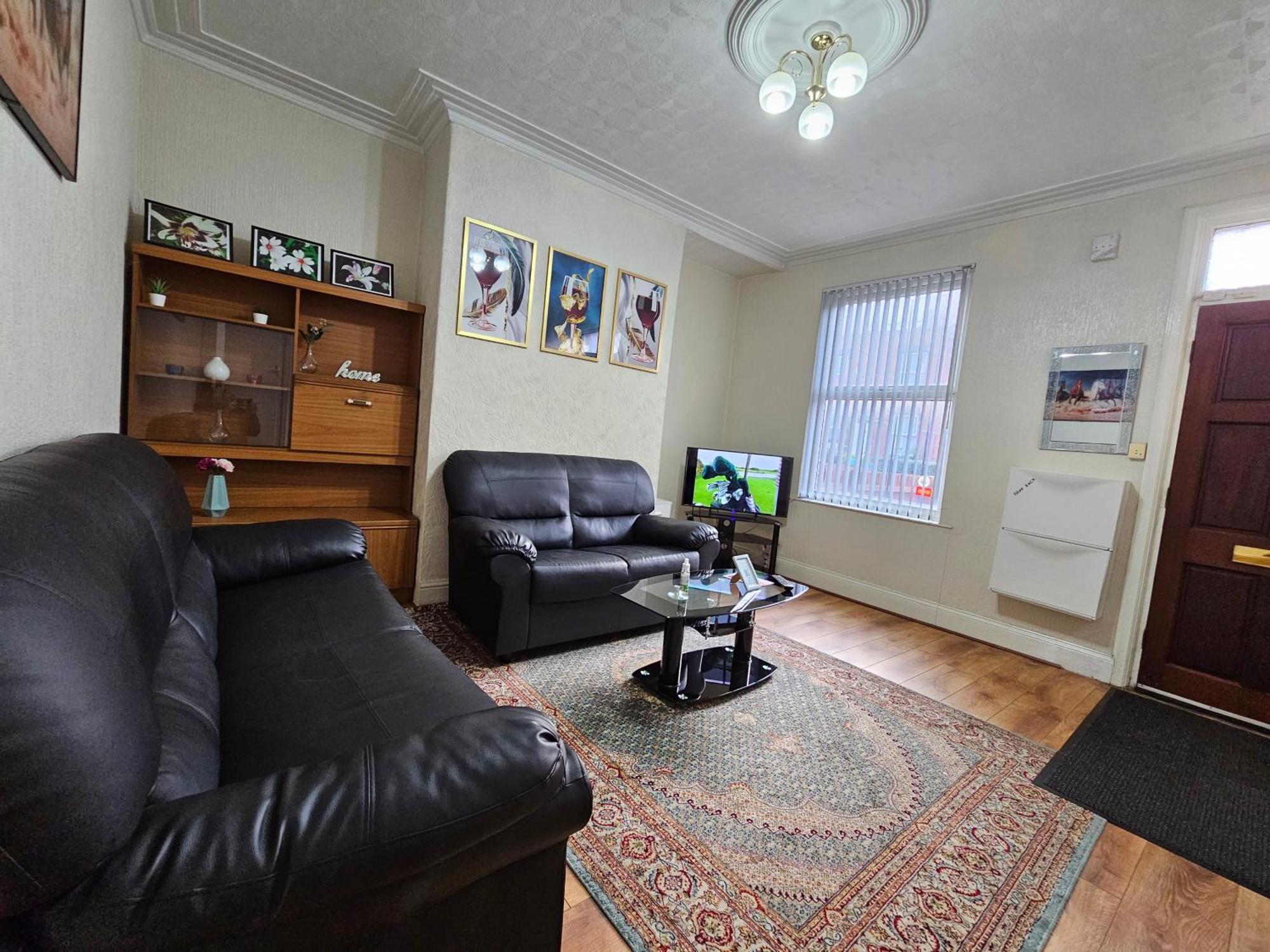 Bright Sunny, Double Bed With Garden, Tv And Wi-Fi Otel Leeds  Dış mekan fotoğraf